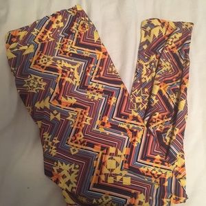 NWOT Lularoe Leggings (TC2)